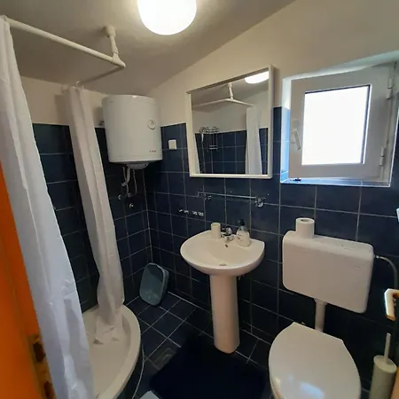 Apartment Luna 2 *